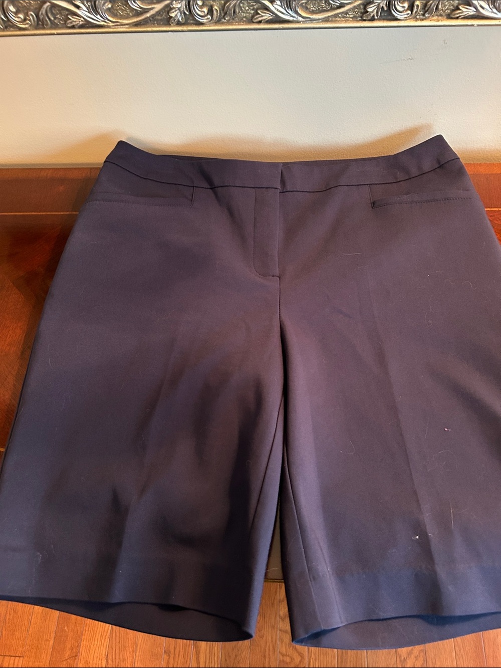 Chico's Dark Navy Tailored Capris